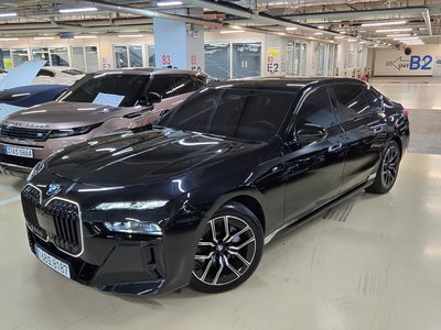 BMW 7 SERIES