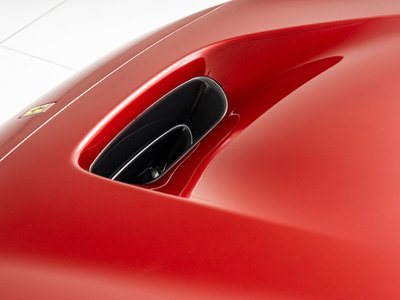 صورة 16 لـ 2022 Ferrari F8 SPIDER