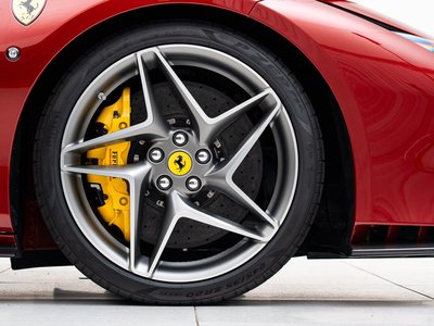 صورة 11 لـ 2022 Ferrari F8 SPIDER