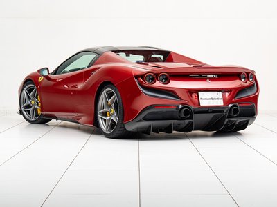 صورة 15 لـ 2022 Ferrari F8 SPIDER
