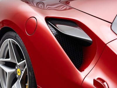صورة 8 لـ 2022 Ferrari F8 SPIDER
