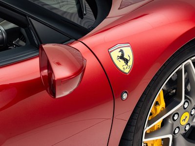 صورة 12 لـ 2022 Ferrari F8 SPIDER
