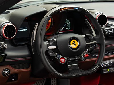 صورة 4 لـ 2022 Ferrari F8 SPIDER