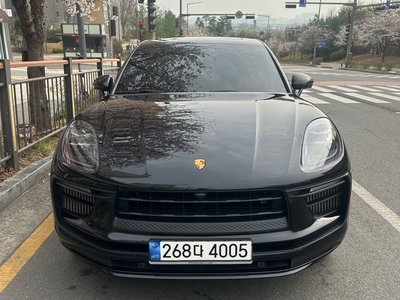 PORSCHE MACAN - 5