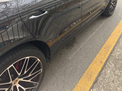 PORSCHE MACAN - 6