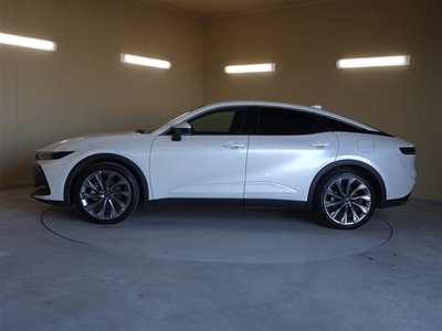 TOYOTA CROWN CROSSOVER - 2