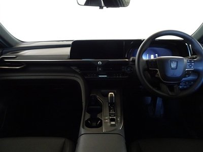 TOYOTA CROWN CROSSOVER - 4