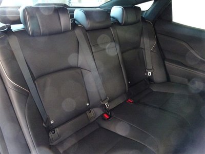 TOYOTA CROWN CROSSOVER - 7