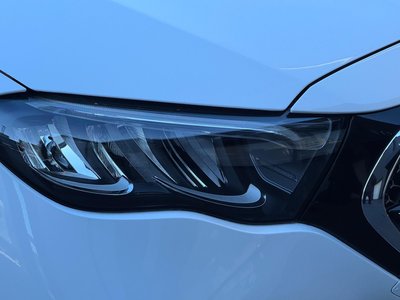 MERCEDES-BENZ E-CLASS - 8