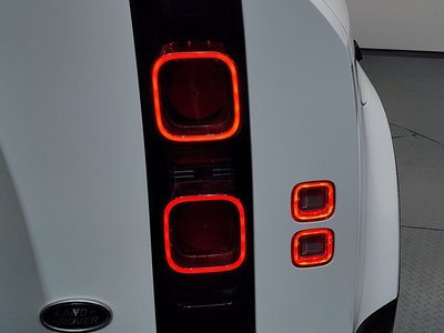 2021 LAND Rover DEFENDER 照片 10