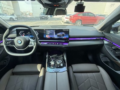 BMW 5 SERIES - 4
