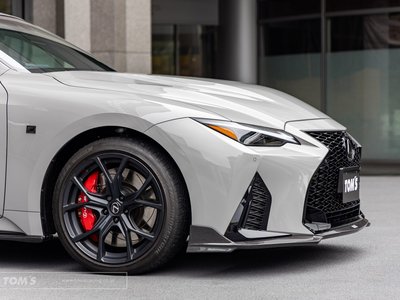 2025 Lexus IS — миниатюра 12