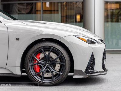 2025 Lexus IS — миниатюра 13