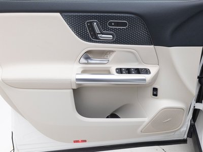 صورة مصغرة 15 لـ 2025 Mercedes-BENZ EQA
