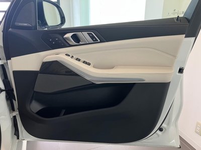 صورة مصغرة 41 لـ 2025 BMW X5