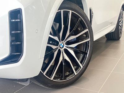 صورة مصغرة 20 لـ 2025 BMW X5