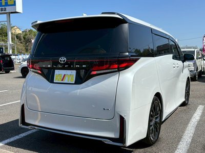TOYOTA VELLFIRE - 2