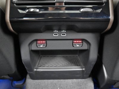 2025 BMW 5 SERIES — миниатюра 16