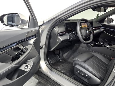2026 BMW 5 SERIES 缩略图 13