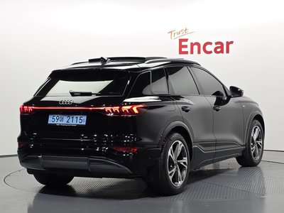 AUDI Q6 E-TRON - 3