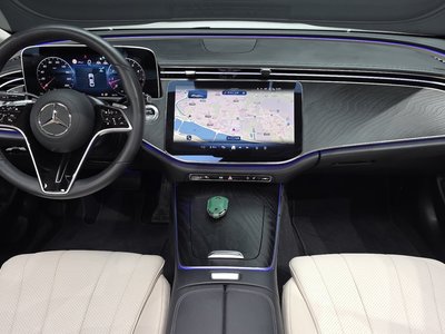 MERCEDES-BENZ E-CLASS - 5