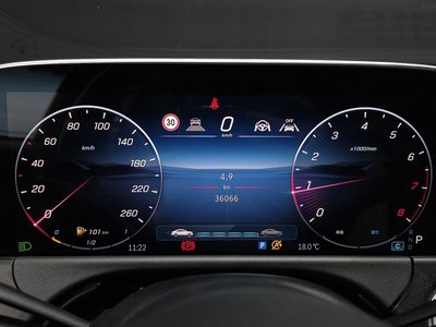 MERCEDES-BENZ E-CLASS - 8