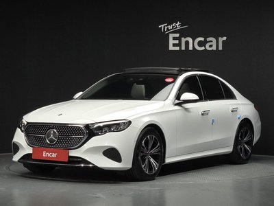 MERCEDES-BENZ E-CLASS - 1