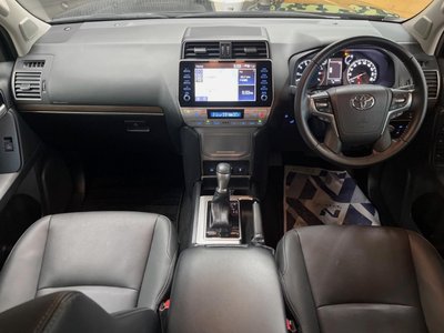 TOYOTA LAND CRUISER PRADO - 2