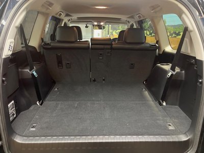 TOYOTA LAND CRUISER PRADO - 10