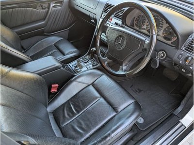 MERCEDES-BENZ C-CLASS - 3