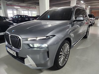 2023 BMW X7 照片 2
