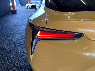 2017 Lexus LC — миниатюра 17