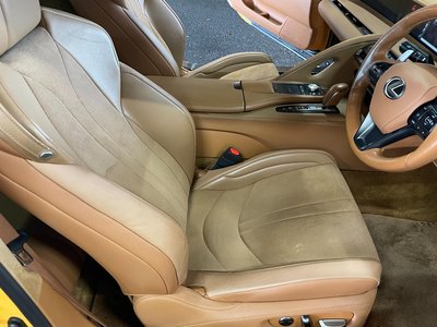 2017 Lexus LC — миниатюра 28