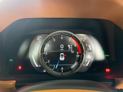 2017 Lexus LC — миниатюра 43