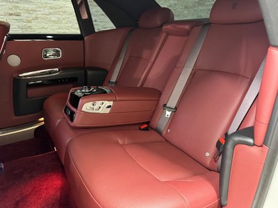 2011 ROLLS-ROYCE GHOST 照片 39