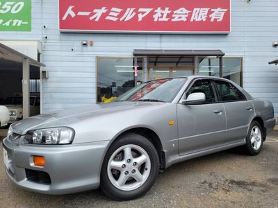 NISSAN SKYLINE