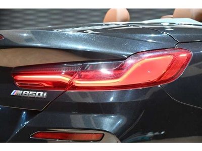 2021 BMW 8 SERIES CABRIOLET 缩略图 23