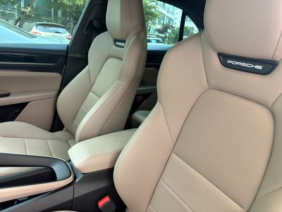 PORSCHE MACAN - 9