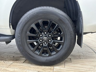 2021 Toyota LAND CRUISER PRADO — миниатюра 21