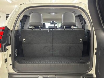 2021 Toyota LAND CRUISER PRADO — миниатюра 13