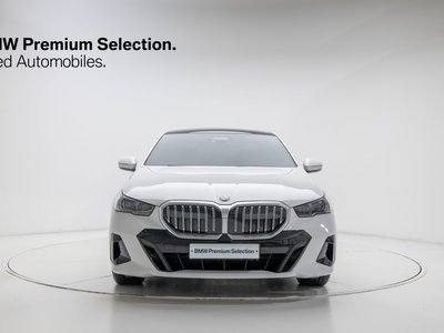 BMW 5 SERIES - 2