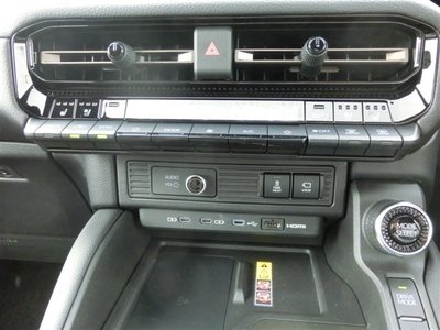 2024 Toyota LAND CRUISER 250 — миниатюра 15