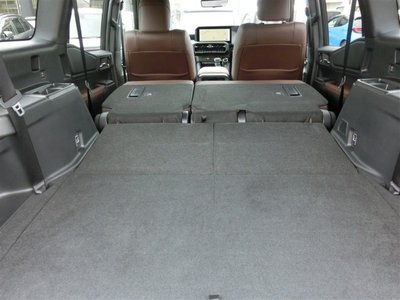2024 Toyota LAND CRUISER 250 — миниатюра 25