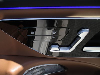 صورة مصغرة 21 لـ 2025 Mercedes-BENZ E-CLASS