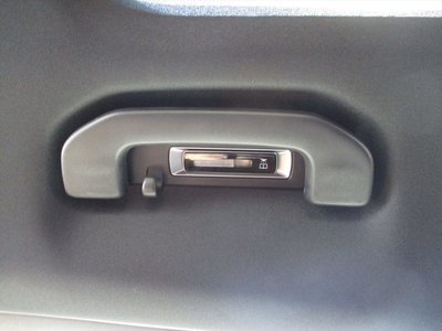 صورة مصغرة 55 لـ 2025 Mercedes-BENZ E-CLASS