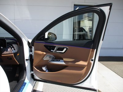 صورة مصغرة 18 لـ 2025 Mercedes-BENZ E-CLASS