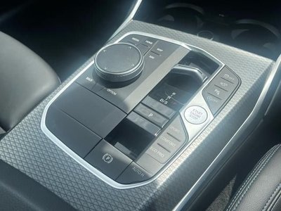 صورة 9 لـ 2023 BMW 3 SERIES