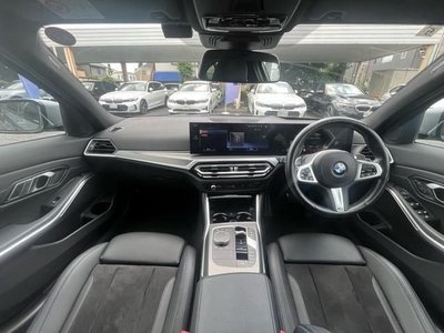 صورة 2 لـ 2023 BMW 3 SERIES