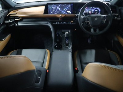 TOYOTA CROWN CROSSOVER - 7