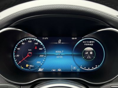 MERCEDES-BENZ GLC - 5